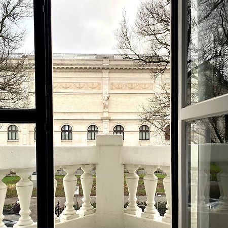 Antwerp Museum Suites Екстер'єр фото