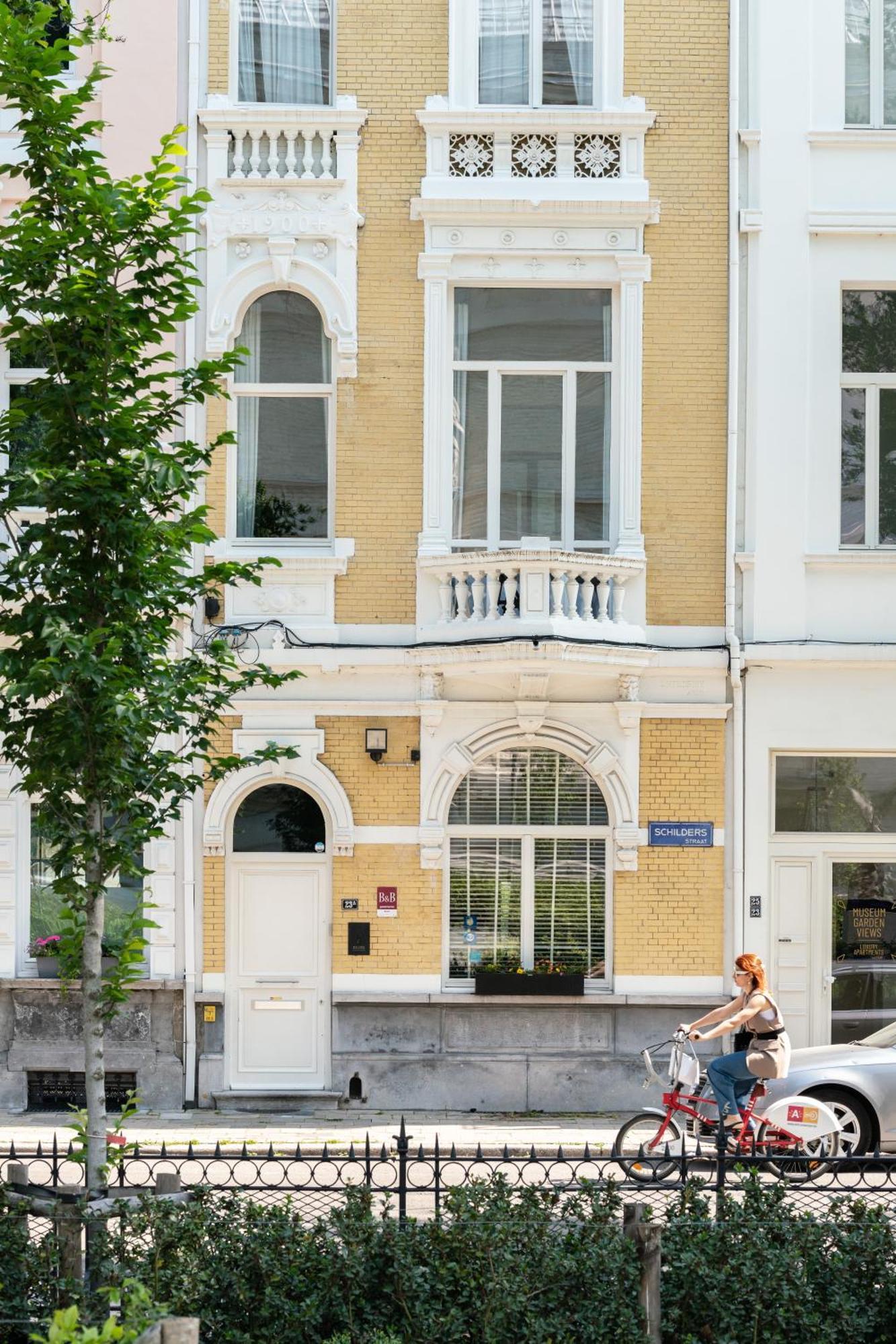 Antwerp Museum Suites Екстер'єр фото